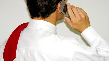 7% pracowników odbiera służbowe telefony podczas randki ! 1