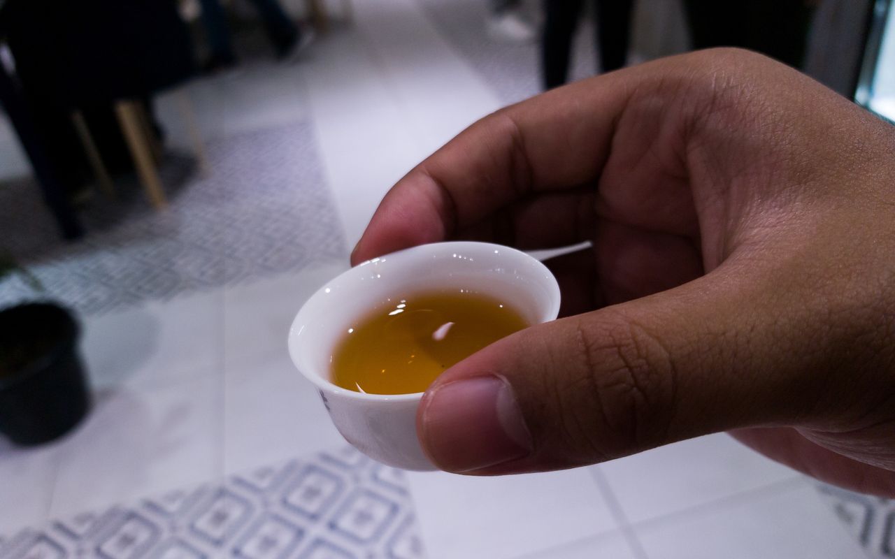 A fenugreek drink is very simple to prepare.