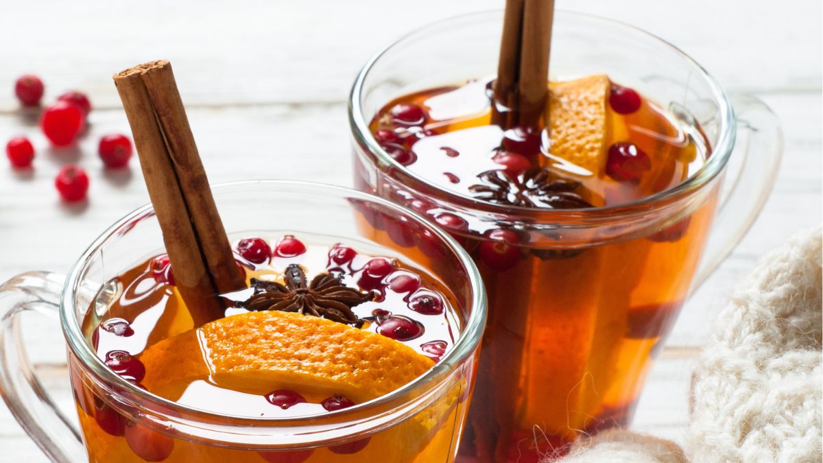 Herbata z anyżem rozgrzewa w chłodne wieczory