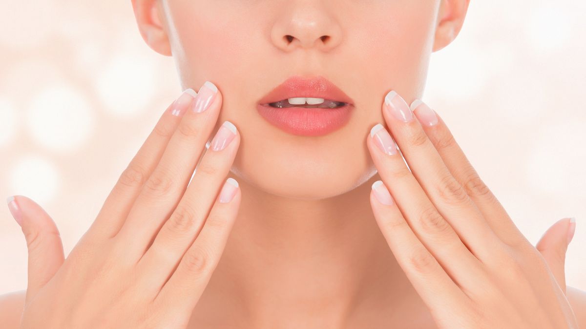 Liposukcja policzków