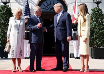 Kolejna wpadka Donalda Trumpa. Niespodziewany gest