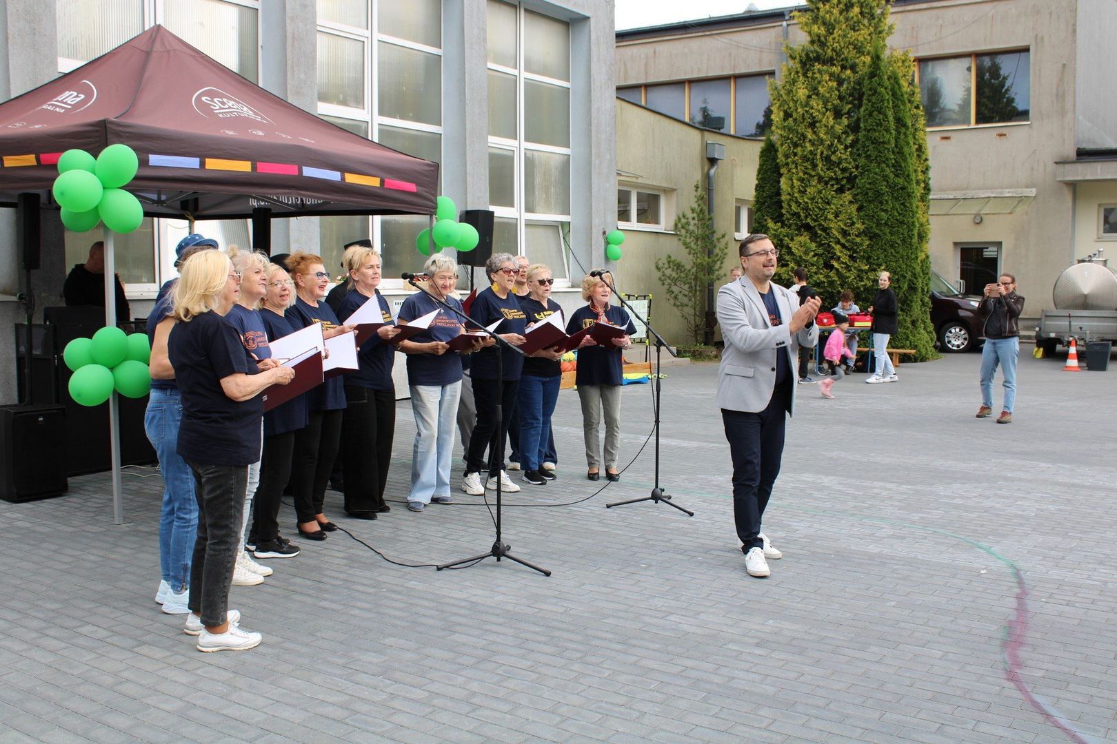 Impreza w ramach projektu „Sport w trójce łączy pokolenia” w Szkole Podstawowej nr 3 w Słupsku.