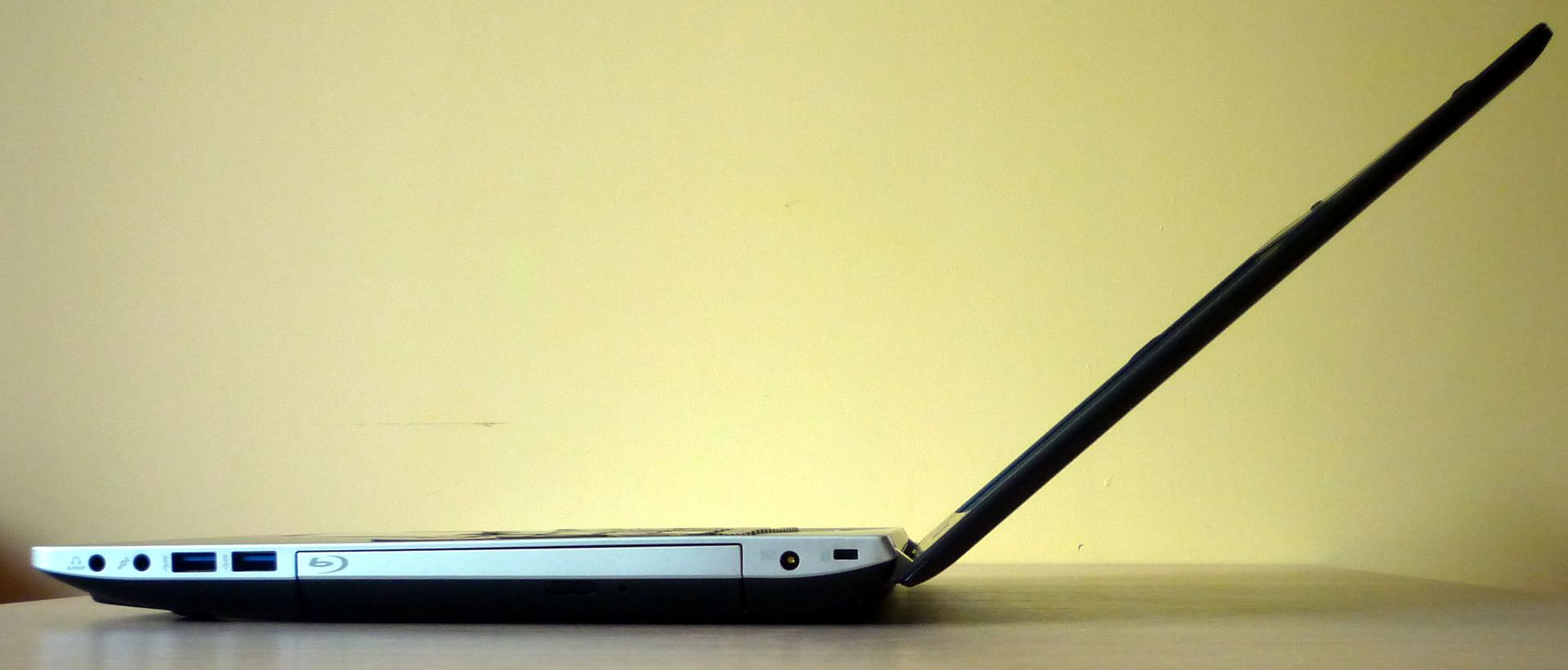 Asus N56VM