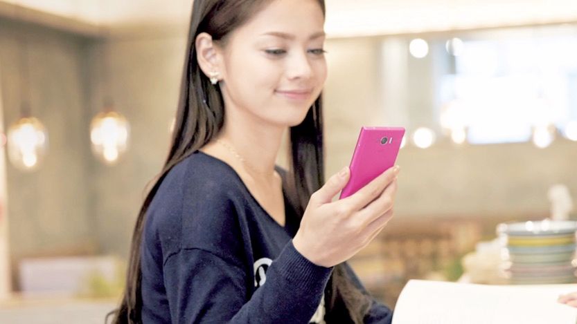 Sharp Aquos mini oficjalnie. Japończycy potrafią robić kompaktowe flagowce 1