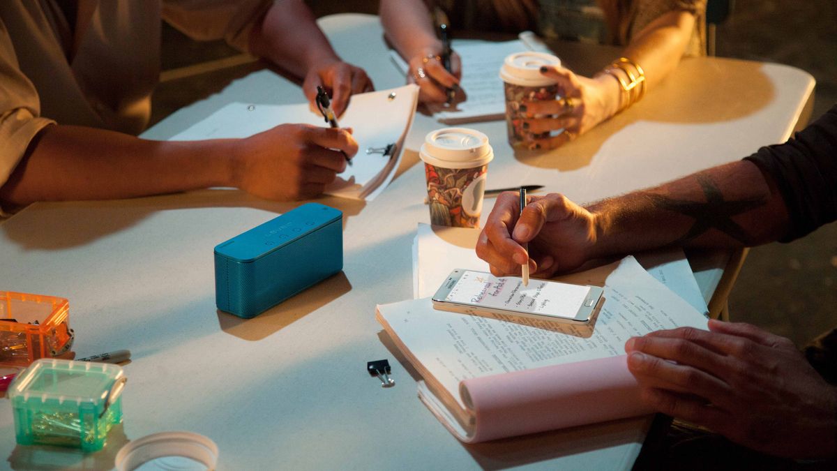 Do sieci trafiły kolejne rendery Samsunga Note 5, który może zostać pokazany już w sierpniu 1