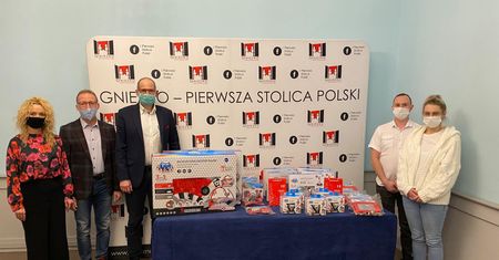 Zobacz, co dostaną. Jest pomoc dla rodziców pięcioraczków z Gniezna