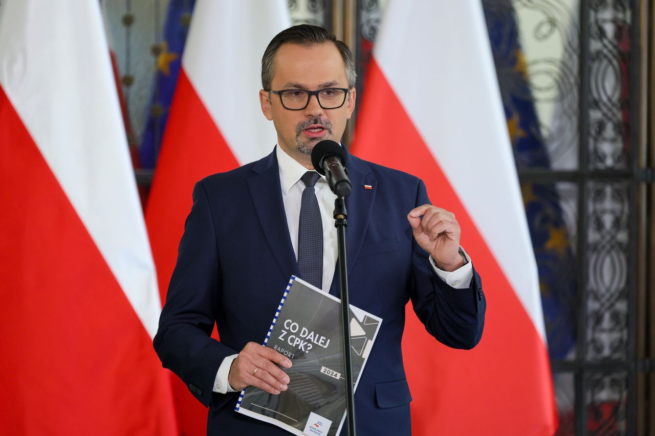 Horała tłumaczy się po ustaleniach WP. "Nie wiedziałem o sprzedaży"