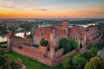 Oblężenie Malborka zbliża się wielkimi krokami. Co Muzeum Zamkowe przygotowało na Międzymurzu?