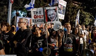 Tłum protestujących przed rezydencją Netanjahu. "Do pudła!"