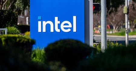 Masowe zwolnienia w Intelu. Firma zlikwiduje tysiące miejsc pracy