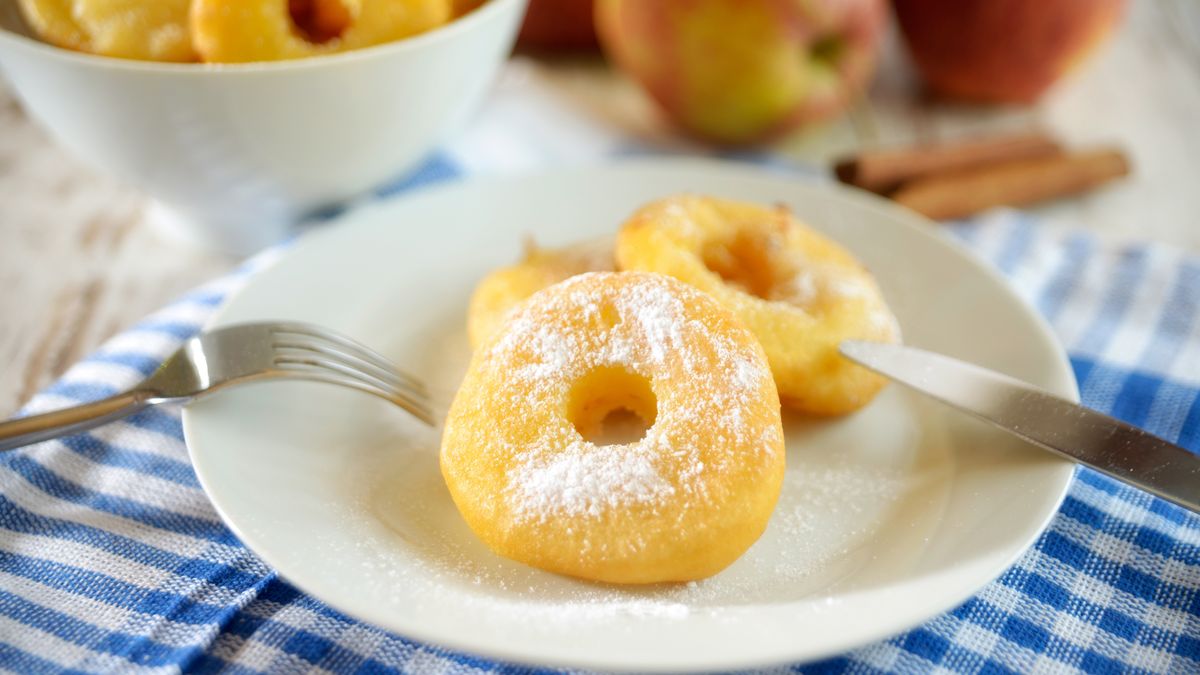 Pyszne racuchy w kształcie oponek