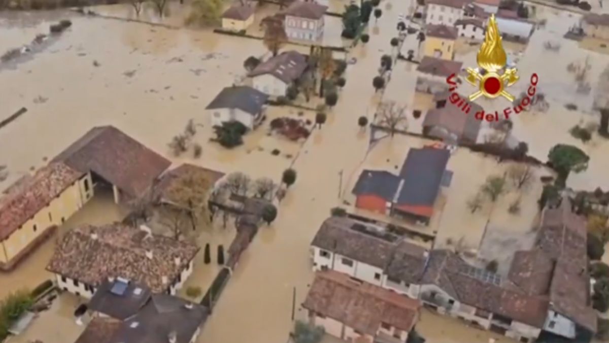 Powódź i lawina błotna we Włoszech. Zginął 35-latek