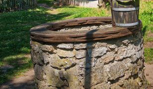 Dramat podczas wykopywania studni. Zasypała go ziemia