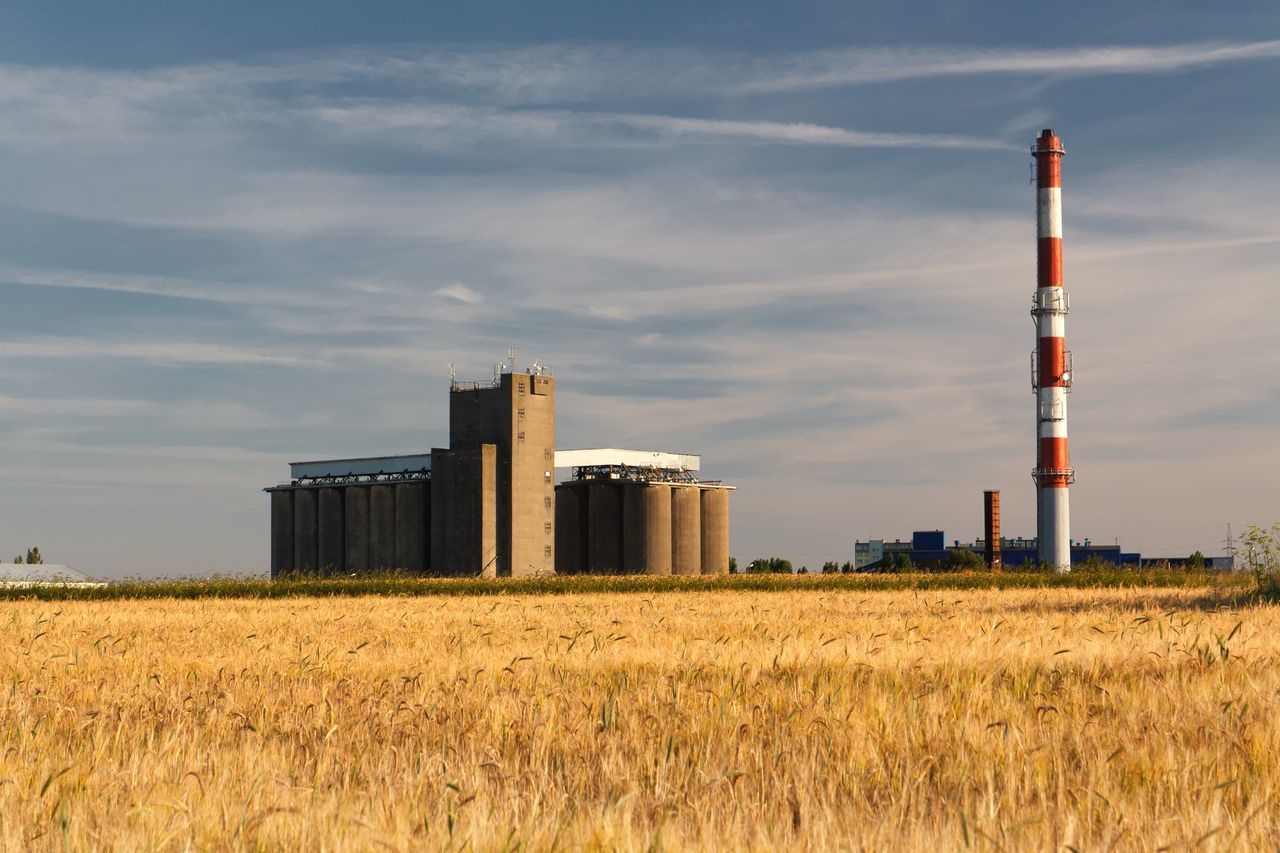Jest problem z silosami, do których były dopłaty