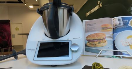 Thermomix za drogi? Tylko spójrz, co zrobiła Biedronka