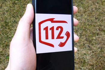 Alarm112 zamiast numeru 112. Wezwanie pomocy bez rozmowy