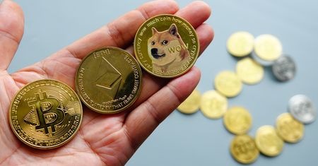 Krach na kryptowalutach. 750 mld dolarów wyparowało w dwa tygodnie