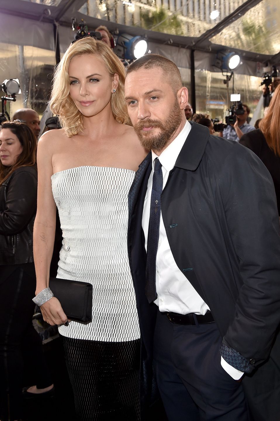 Charlize Theron i Tom Hardy