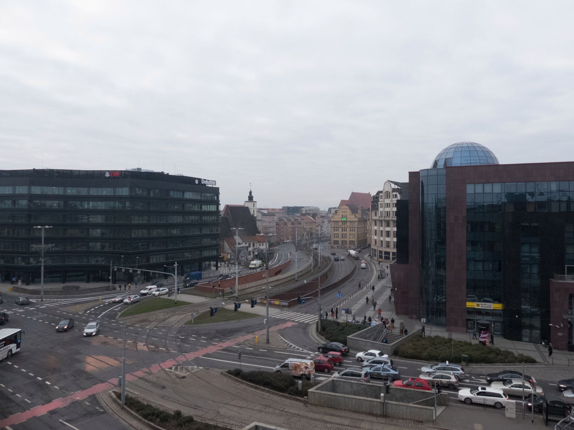 Panasonic Lumix FZ300 - test aparatu z ogniskową 600 mm, światłem f/2.8 i filmami 4K 42
