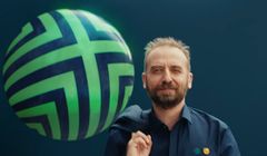 Nowe reklamy rabrandingowe Plusa, Polsatu i Polsat Go z Mecwaldowskim, Braciakiem i Ibiszem (wideo)