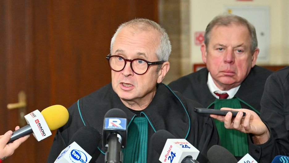 Andrzej Malicki Jacek Dubois
Maciej Kulczy�ski
janusza palikota, konferencja, prasowy prasowego, s�d, s�dem okr�gowym, we wroc�awiu, briefing prasowy