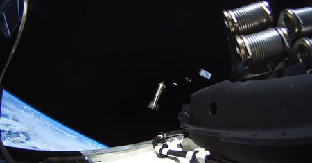 SpaceX wzywa do współpracy. Na orbicie robi się gorąco