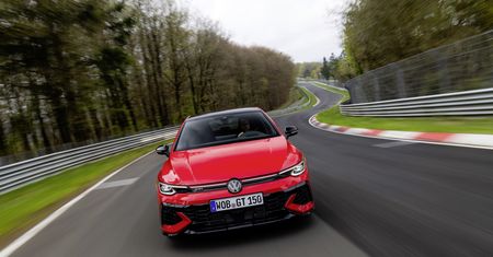 Volkswagen wypuszcza specjalnego Golfa GTI. Edition 50 to najmocniejsze GTI w historii