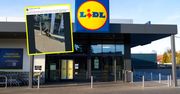 Ujęcie sprzed Lidla. W sieci zawrzało. Aż się odezwała