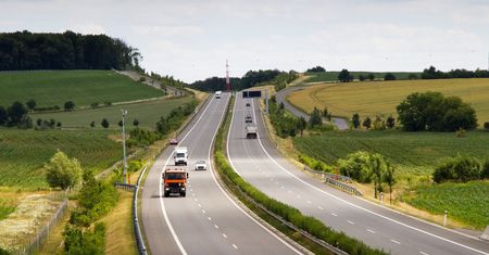 Setki kilometrów dróg ekspresowych. Kierowcy dostaną prezent w 2025