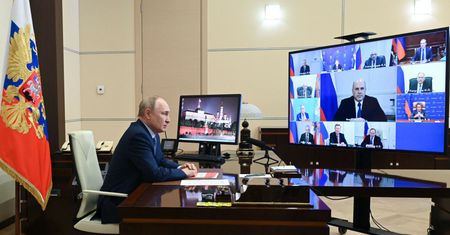 Ekspertka zwraca uwagę na szczegóły ataku. "Putin prowadzi swój naród na wojnę"