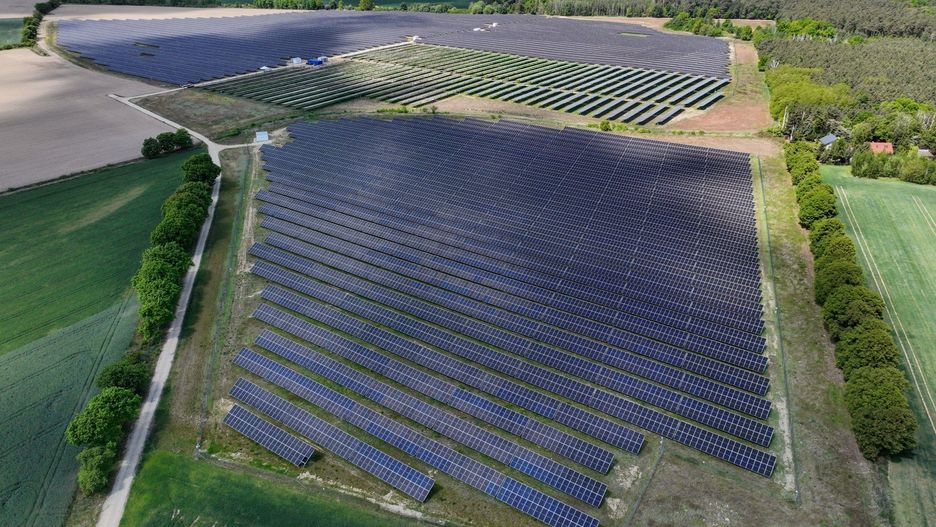 Jedna z największych farm fotowoltaicznych w Wielkopolsce ruszyła pod Poznaniem