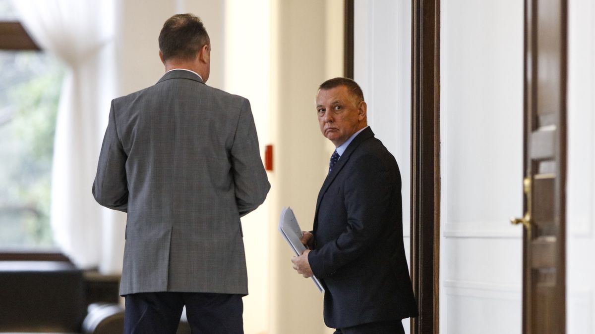 Marian Banaś toczy zakulisową walkę z PiS o kształt Najwyższej Izby Kontroli