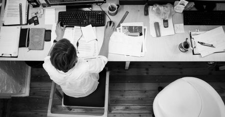 Programy dla studentów: jak rozpocząć pracę z LaTeX-em?