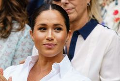 Meghan Markle kocha te sneakersy. Są na wyprzedaży!