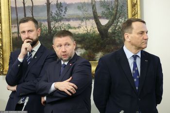 Onet: Tajne spotkanie w "bunkrze". "Atmosfera momentami napięta"