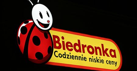 Meble ogrodowe 500 zł taniej. Oferta wiosenna w Biedronce