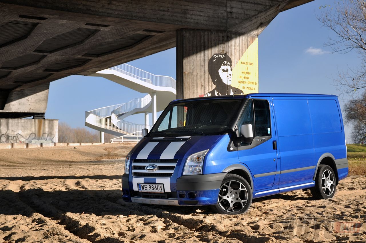 Ford Transit Sport Van (fot. Mariusz Zmysłowski)