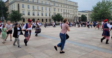 Folkowy klimat w centrum Lublina. Zespół Pieśni i Tańca „Lublin” zaprasza do nauki tańców i potańcówki [SZCZEGÓŁY]