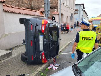 Chełmno: samochód wjechał w grupę pieszych. Wśród rannych dzieci