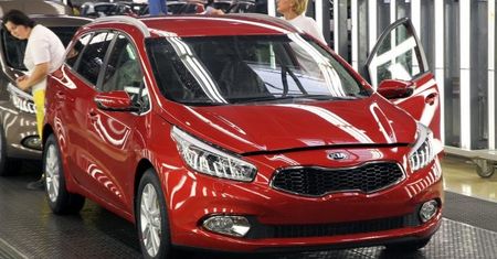 Nowa Kia cee'd_sw już w produkcji - po wakacjach w salonach