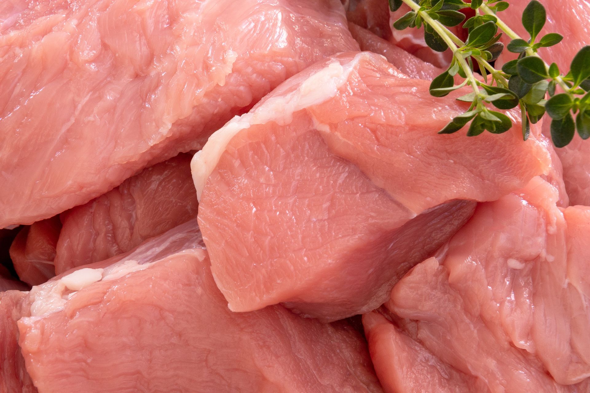 Ma sporo białka i mniej tłuszczu niż wołowina. To jedno z najzdrowszych mięs, ale nie dla wszystkich