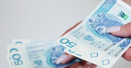 Nowe zasady obliczenia najniższej krajowej. Ile wyniesie w 2025 roku?