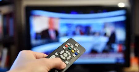 Musisz o tym powiadomić pocztę. Inaczej wciąż trzeba płacić abonament