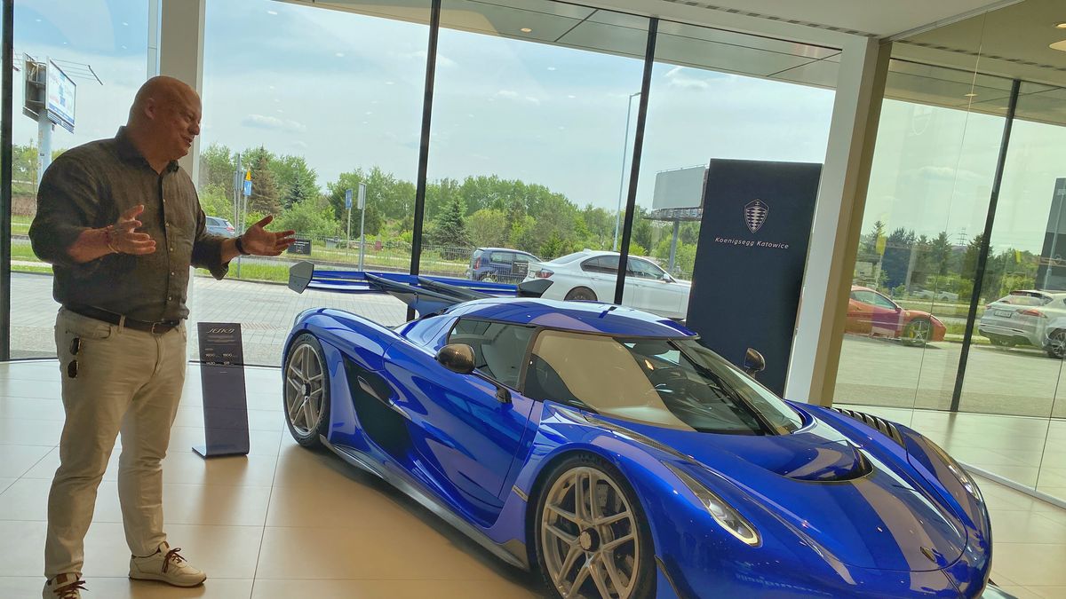 Christian von Koenigsegg i Koenigsegg Jesko w La Squadra w Katowicach