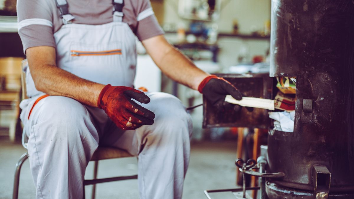 Praca w garażu nie musi przebiegać w chłodzie. Prezentujemy atrakcyjne cenowo nagrzewnice 1