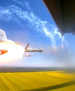 Su-25 bez litości dla Rosjan. Moment ataku nagrany z perspektywy pilota