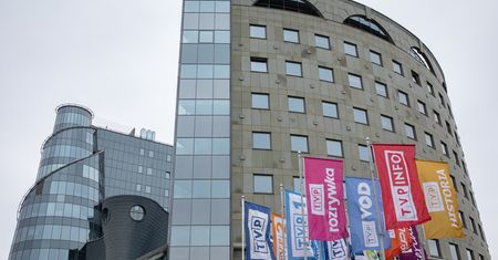 Taśmy Amber Gold. Bohater filmu Sylwestra Latkowskiego żąda przeprosin w "Wiadomościach" TVP