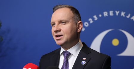 Znany pisarz obraził prezydenta. Jest ostateczna decyzja sądu