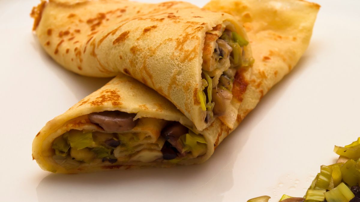 naleśniki z porem i pieczarkami