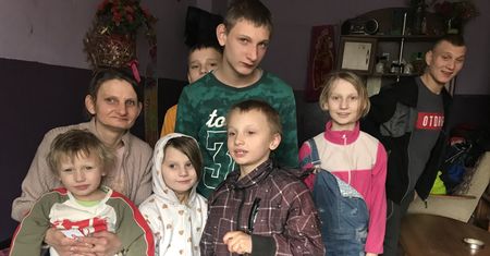 11 dzieci miało być odebranych matce. Niesamowity finał głośnej sprawy